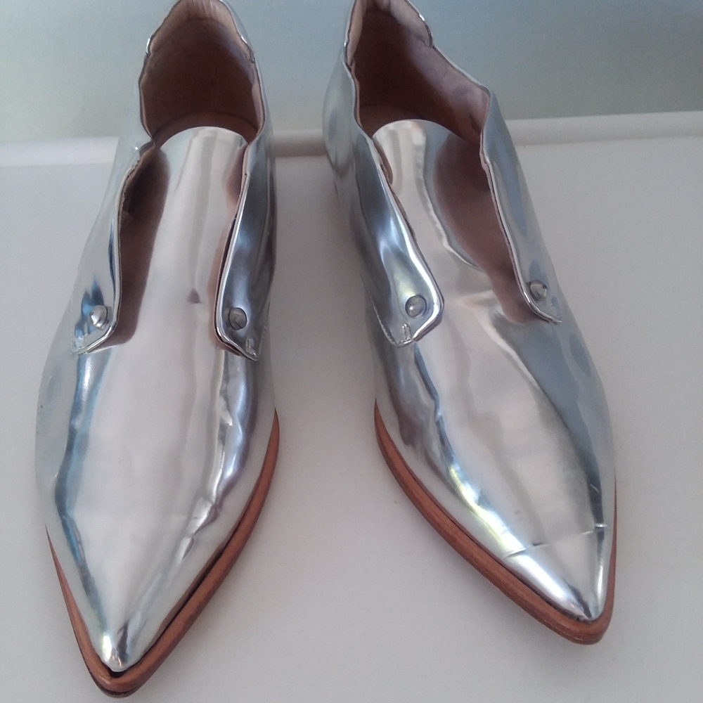 Joe's Jeans Dakota silver loafers